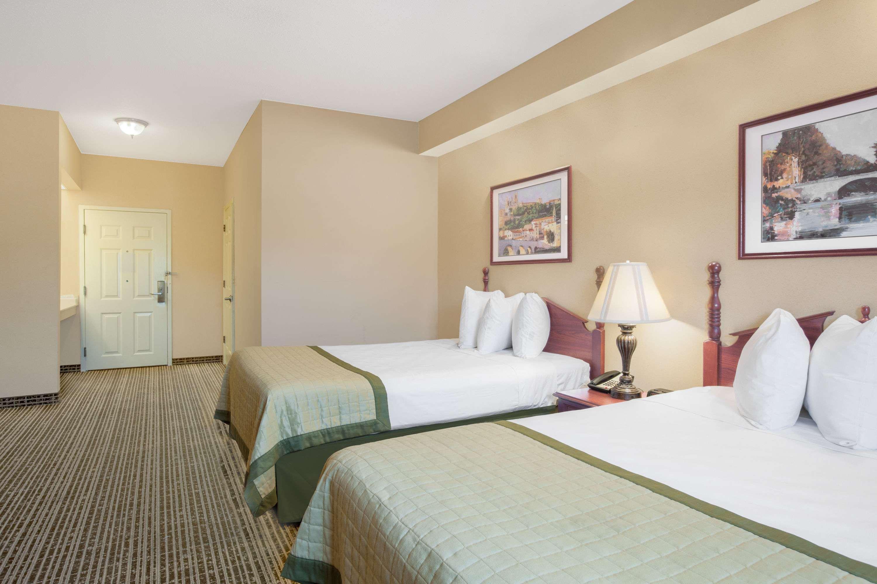 Baymont By Wyndham Lafayette Airport Hotel Kültér fotó