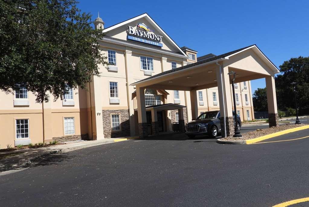 Baymont By Wyndham Lafayette Airport Hotel Kültér fotó